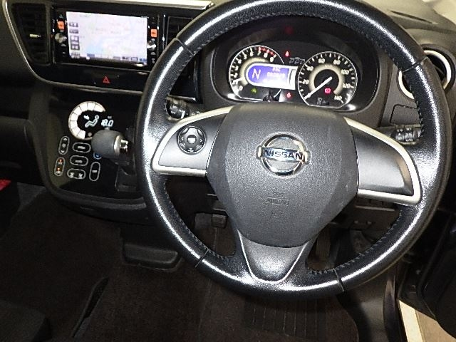 NISSAN DAYZ ROOX 2014