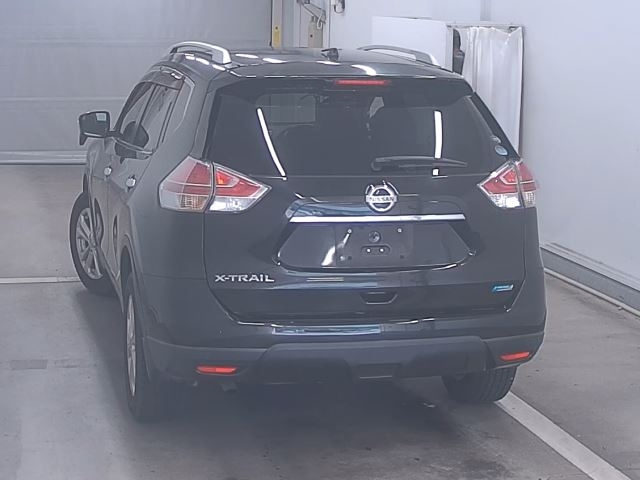 NISSAN X-TRAIL 2014