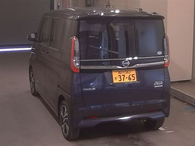 NISSAN ROOX 2021