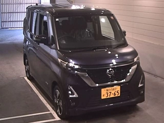 NISSAN ROOX 2021