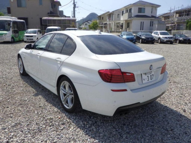 BMW 5 SERIES 2016
