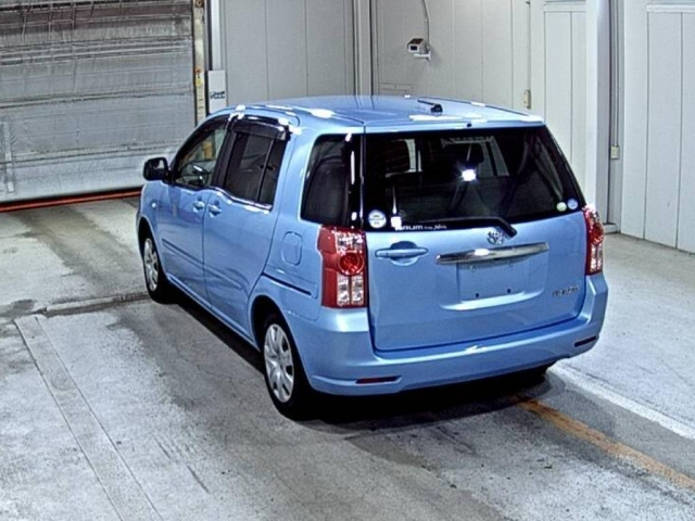 TOYOTA RAUM 2008