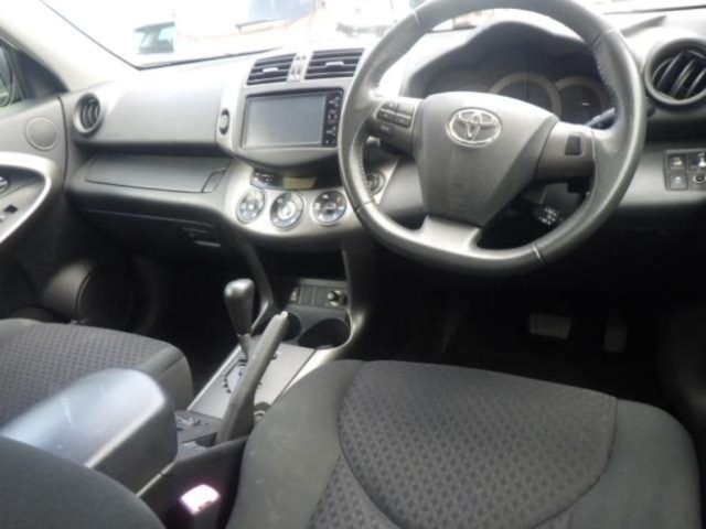TOYOTA VANGUARD 2010