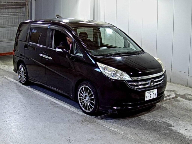 HONDA STEP WAGON 2009