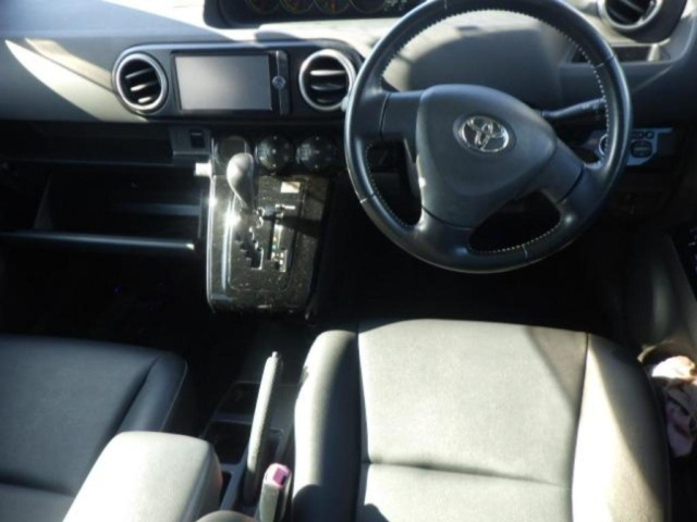 TOYOTA COROLLA RUMION 2013