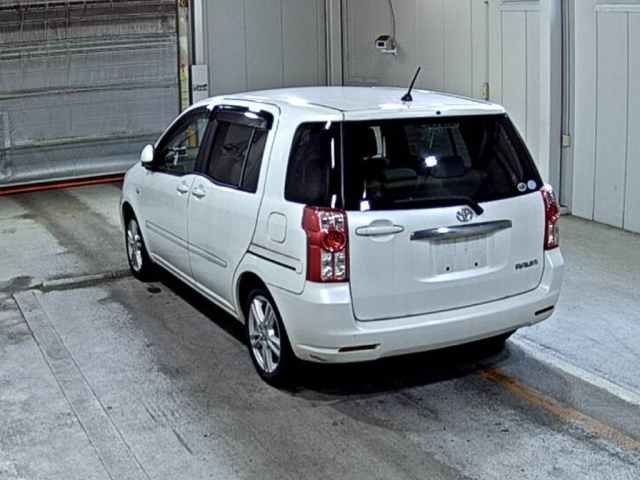 TOYOTA RAUM 2008