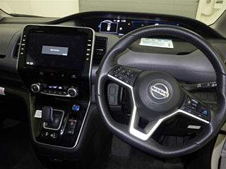 NISSAN SERENA 2022