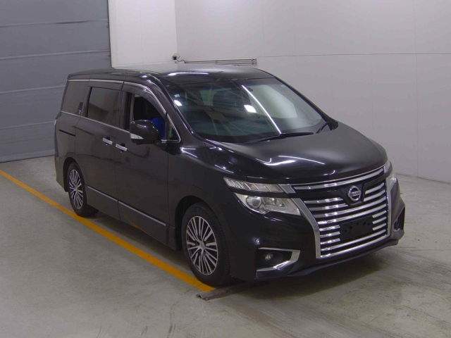 NISSAN ELGRAND 2014