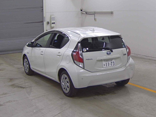 TOYOTA AQUA 2016