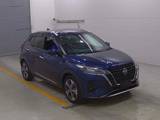 NISSAN KIX 2020
