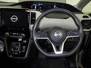 NISSAN SERENA 2020
