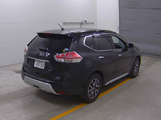 NISSAN X-TRAIL 2015