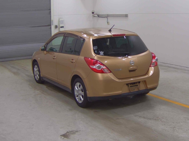 NISSAN TIIDA 2009