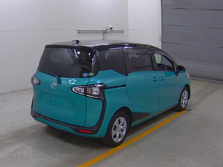 TOYOTA SIENTA 2018