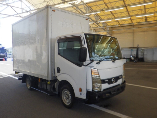 NISSAN ATLAS 2013