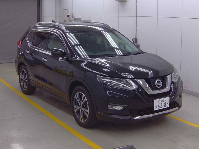 NISSAN X-TRAIL 2019