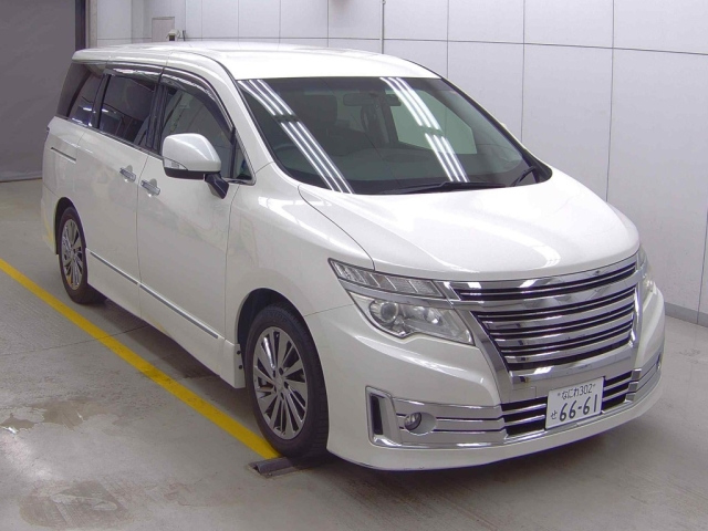 NISSAN ELGRAND 2018