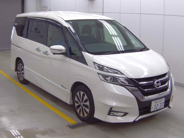 NISSAN SERENA 2017