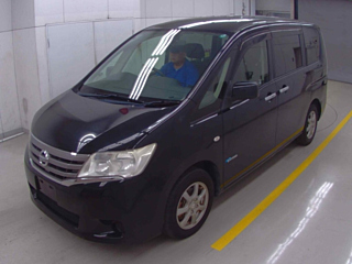 NISSAN SERENA 2013