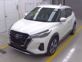 NISSAN KIX 2020
