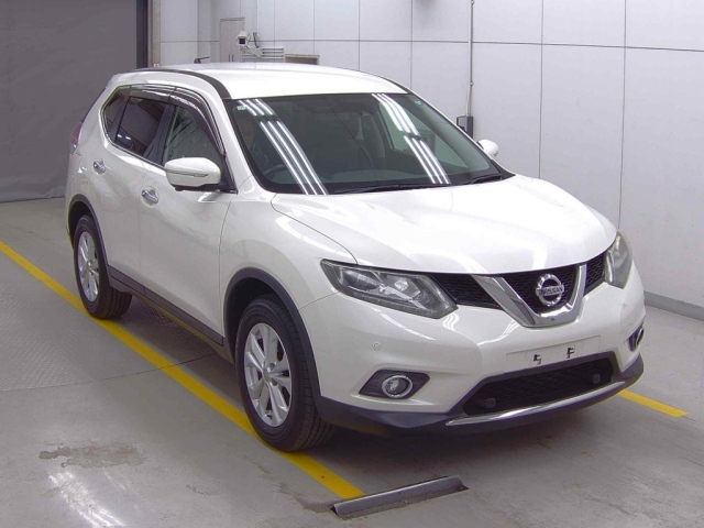 NISSAN X-TRAIL 2015