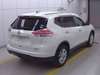NISSAN X-TRAIL 2015