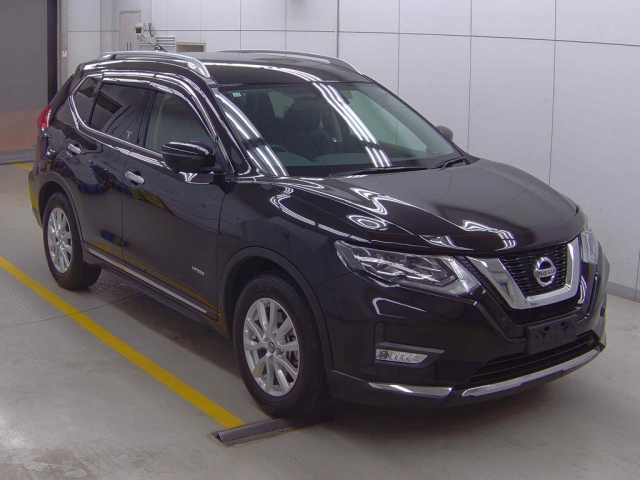 NISSAN X-TRAIL 2019