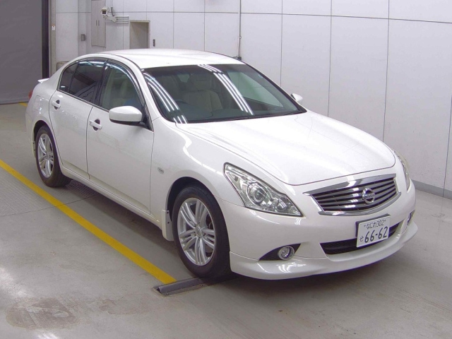 NISSAN SKYLINE 2014