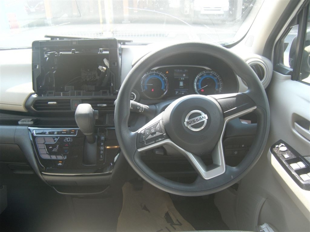 NISSAN DAYZ 2022
