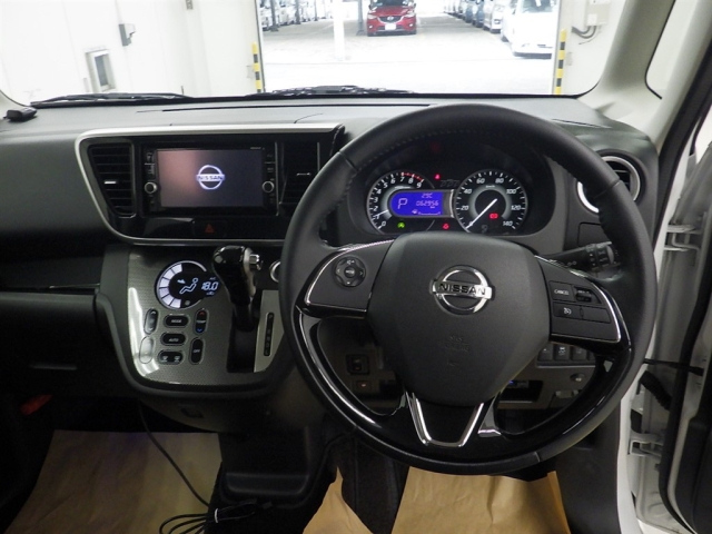 NISSAN DAYZ ROOX 2018