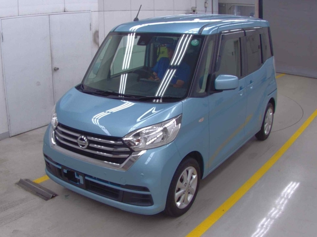 NISSAN DAYZ ROOX 2018
