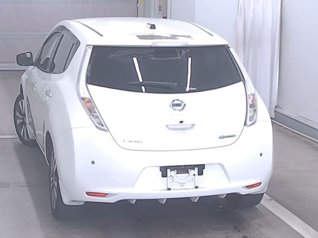 NISSAN LEAF 2016