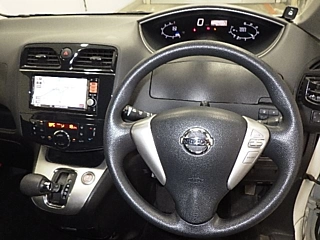 NISSAN SERENA 2012