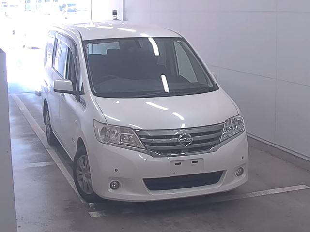 NISSAN SERENA 2012