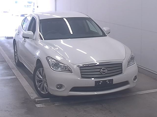 NISSAN FUGA 2012
