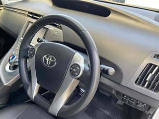 TOYOTA PRIUS 2014