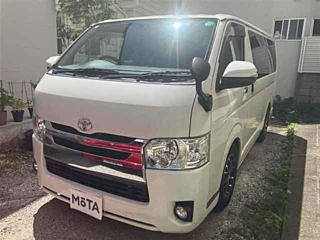 TOYOTA HIACE VAN 2015