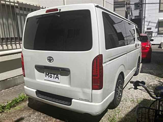 TOYOTA HIACE VAN 2015