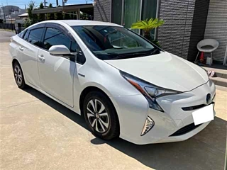 TOYOTA PRIUS 2017