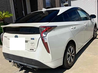 TOYOTA PRIUS 2017