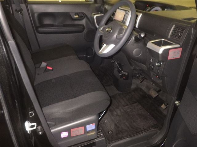 DAIHATSU WAKE 2015