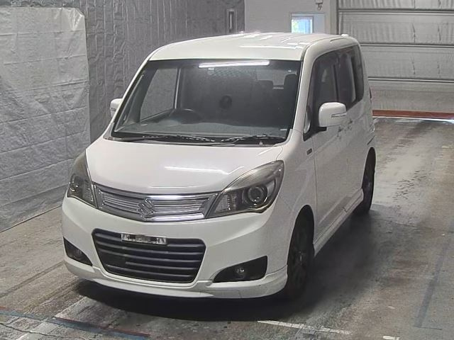 SUZUKI SOLIO 2014