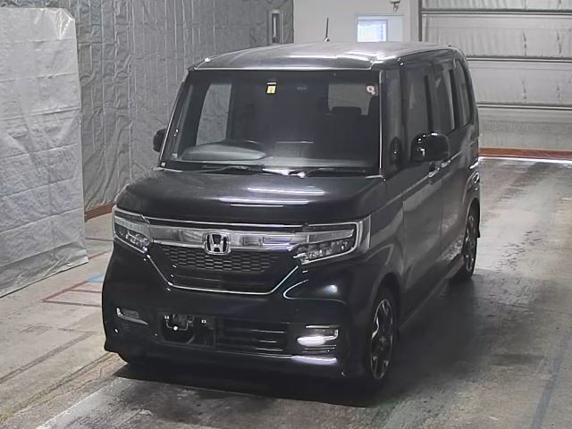 HONDA N BOX 2018