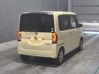 DAIHATSU TANTO 2018