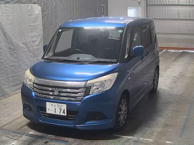 SUZUKI SOLIO 2015