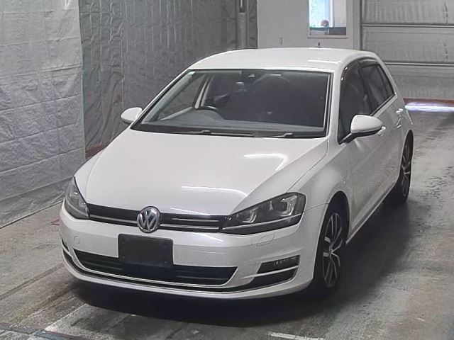 VOLKSWAGEN GOLF 2017
