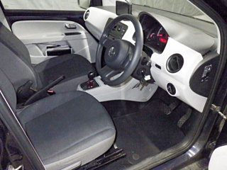VOLKSWAGEN UP 2013