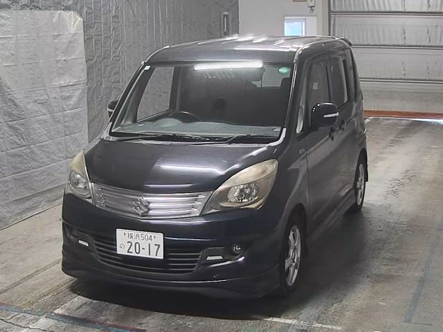 SUZUKI SOLIO 2013