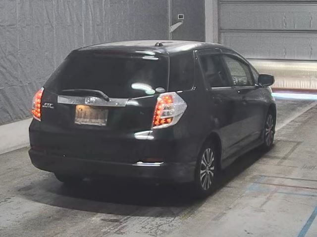 HONDA FIT SHUTTLE 2014