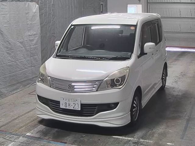 SUZUKI SOLIO 2012